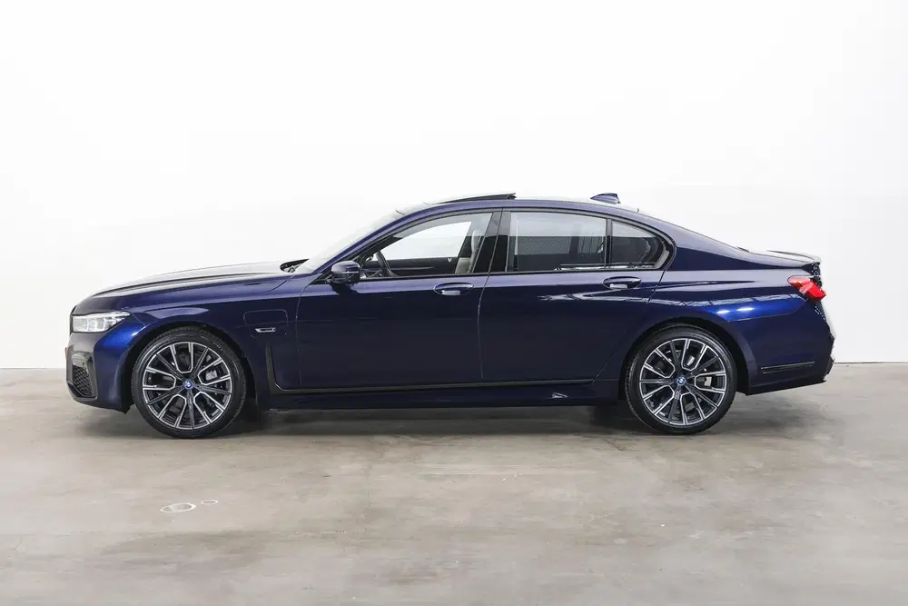 BMW 7-serie 745e High Executive M Sport Automaat Night uit 2021, foto 8