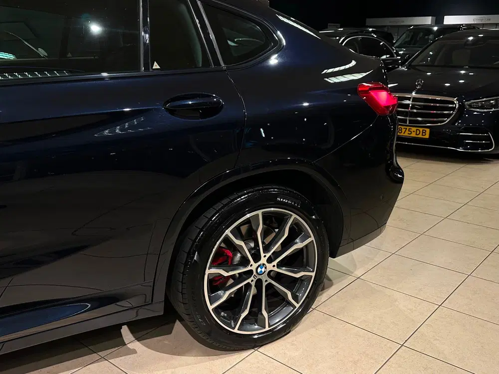 BMW X4 XDrive 30d M-SPORT uit 2020, foto 15