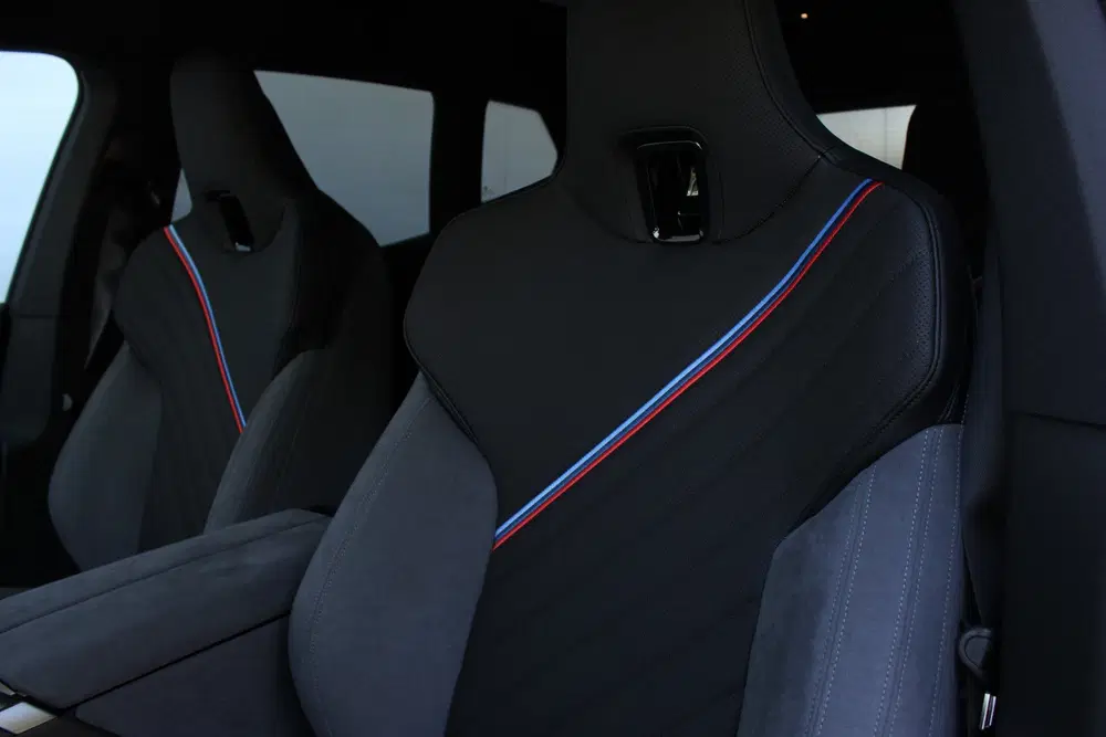 BMW iX xDrive45 M Sport uit 2026, foto 8