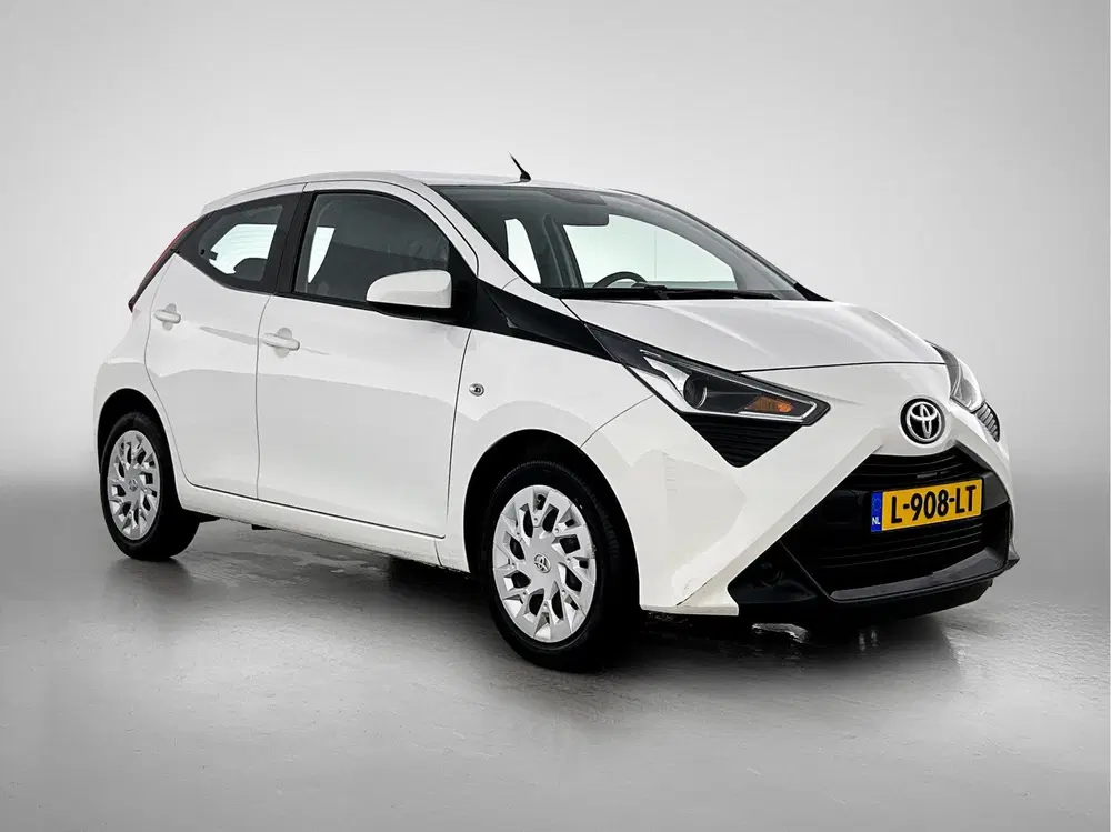 Toyota Aygo 1.0 VVT-i x-play uit 2021, foto 13