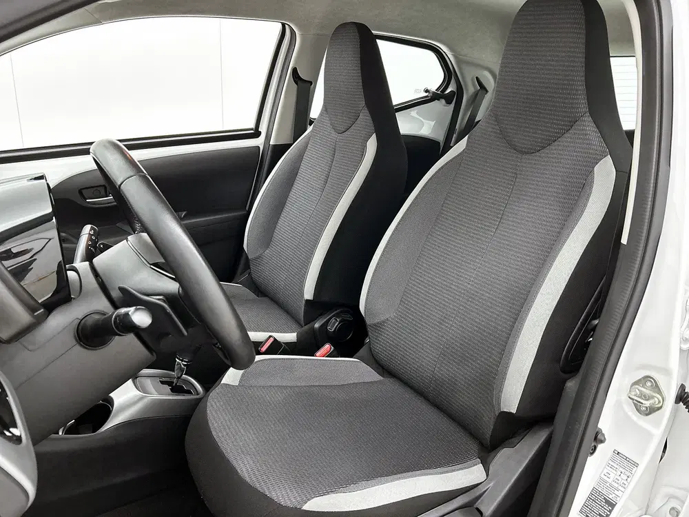 Toyota Aygo 1.0 VVT-i x-play uit 2021, foto 15
