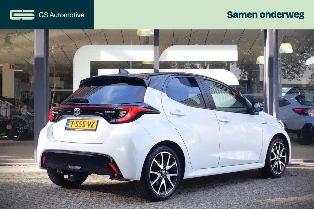 Toyota Yaris 1.5 Hybrid Launch Edition uit 2020, foto 2