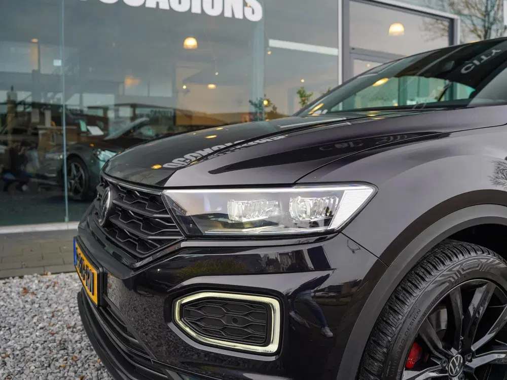 Volkswagen T-Roc 1.5 TSI 150pk Automaat R-Line uit 2021, foto 10