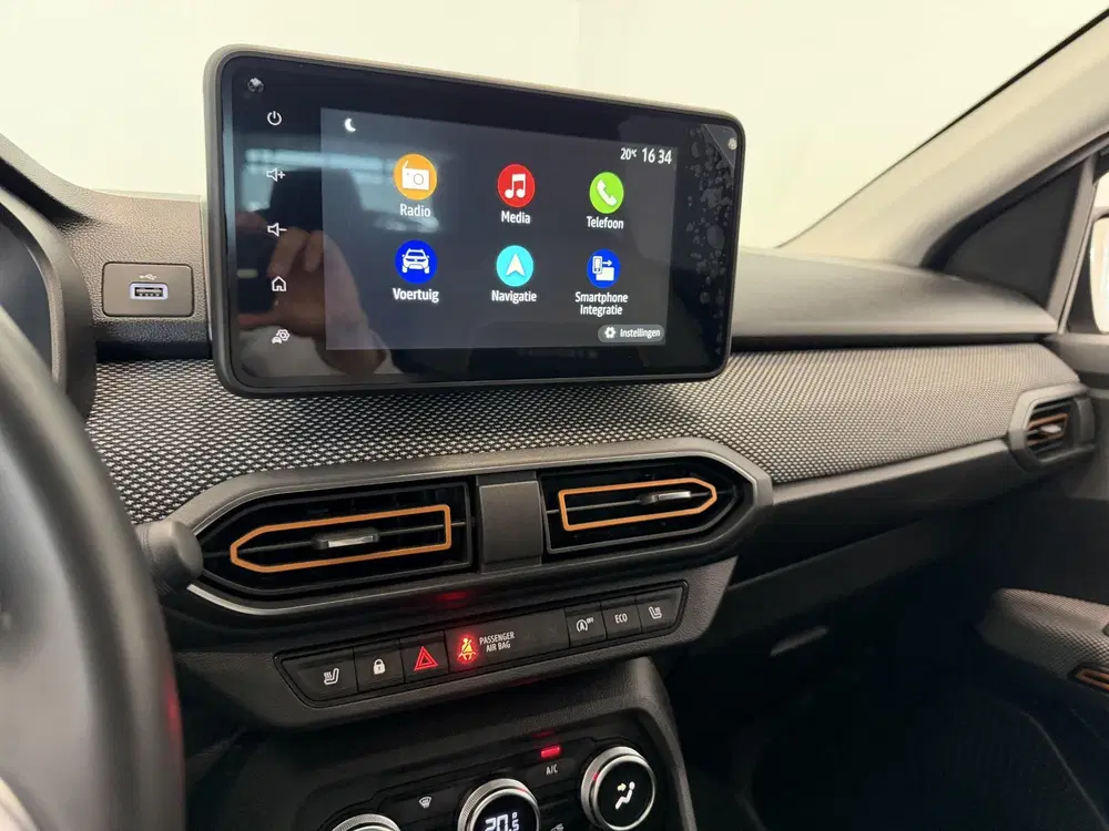 Dacia Sandero 1.0 TCe 90 CVT Comfort uit 2022, foto 10