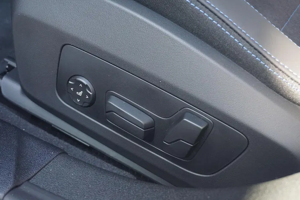 BMW 1-serie 5-deurs 120 uit 2026, foto 11