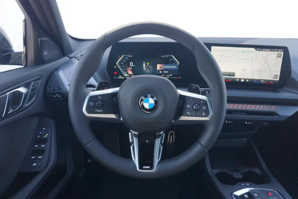 BMW 1-serie 5-deurs 120 uit 2026, foto 9