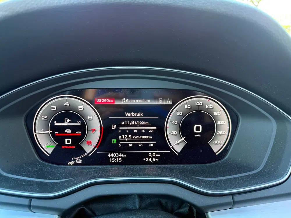 Audi Q5 50 TFSI e S edition uit 2023, foto 10