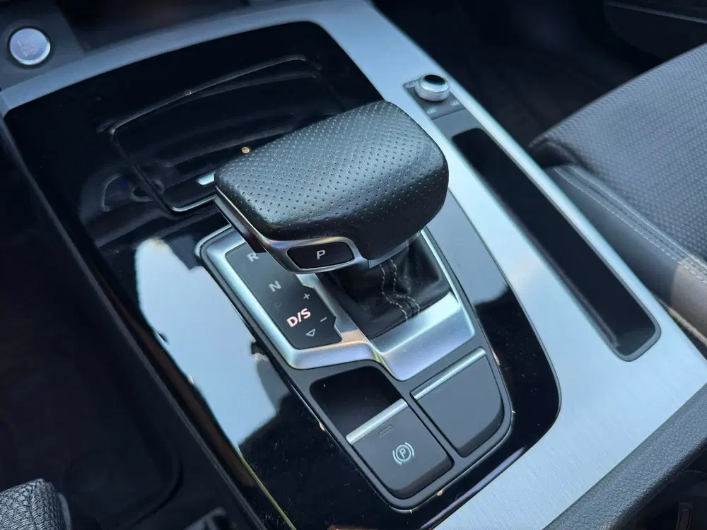 Audi Q5 50 TFSI e S edition uit 2023, foto 14