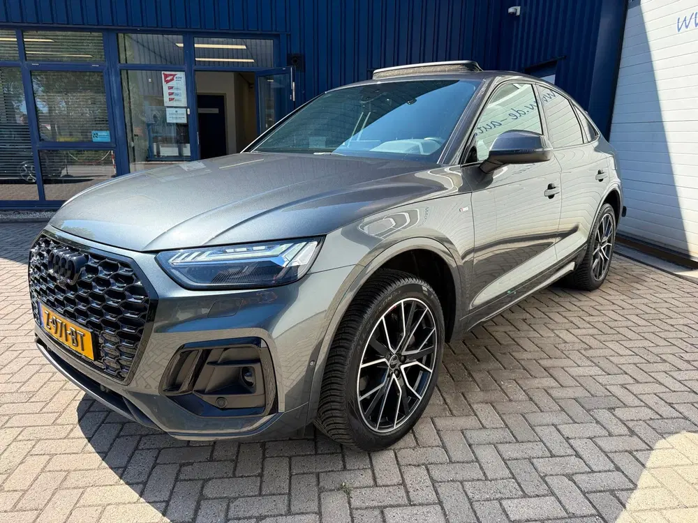 Audi Q5 50 TFSI e S edition uit 2023, foto 5