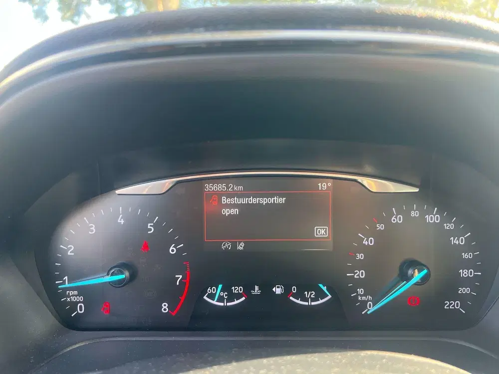 Ford Fiesta 1.0 EcoBoost Titanium X uit 2021, foto 8