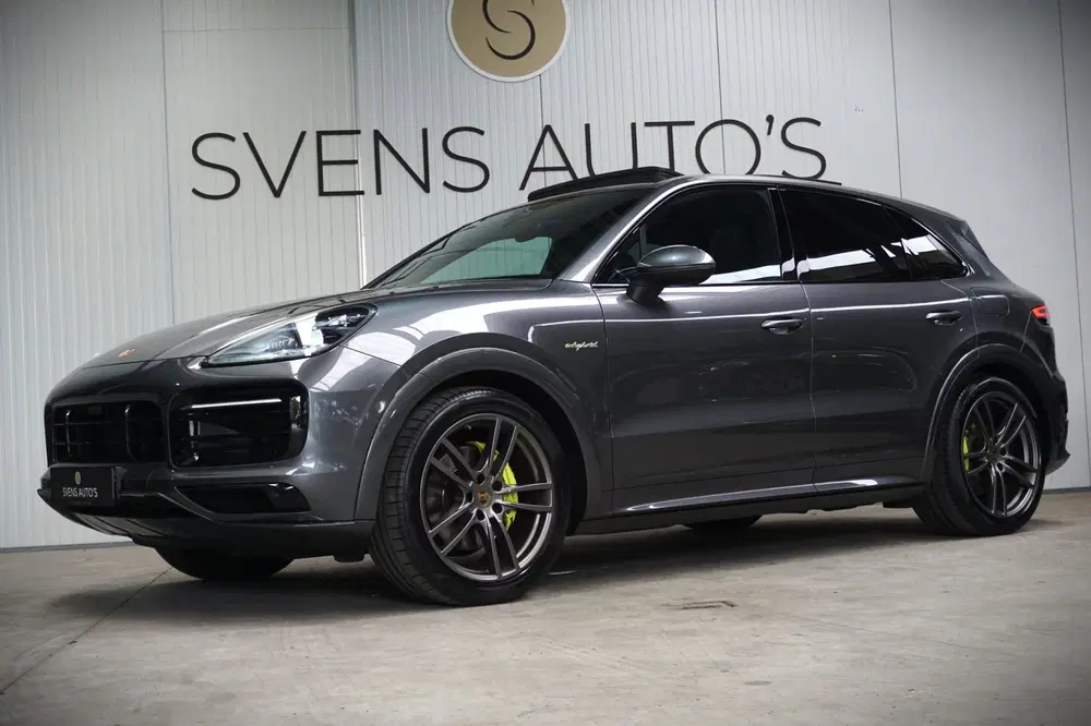 Porsche Cayenne 3.0 E-Hybrid Sport Design uit 2021, foto 2