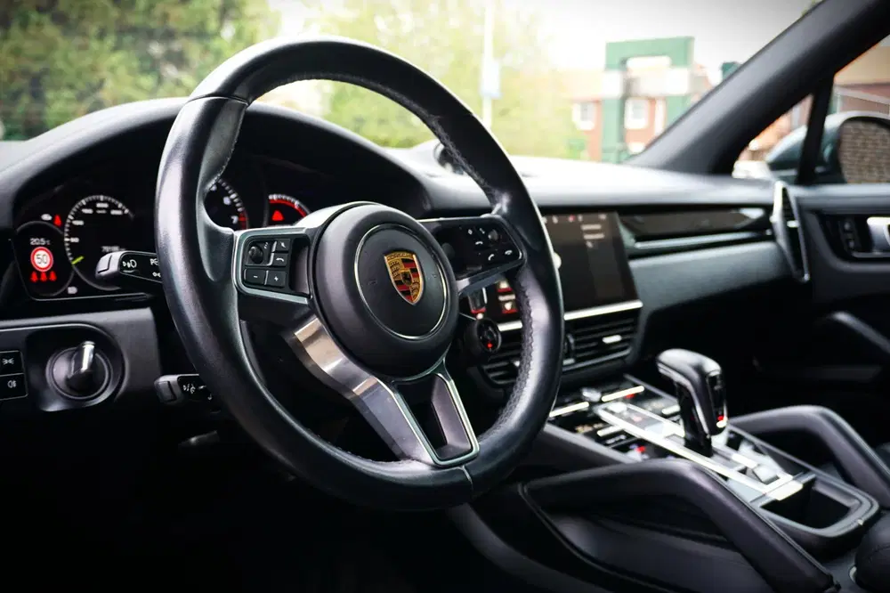 Porsche Cayenne 3.0 E-Hybrid Sport Design uit 2021, foto 7