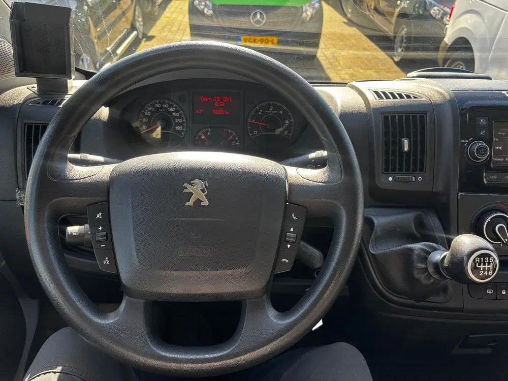 Peugeot Boxer 2.2 BlueHDI L3 H2 Airco Navi 2x Schuifdeur uit 2021, foto 12