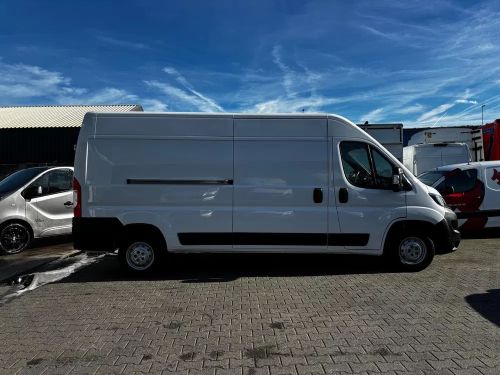 Peugeot Boxer 2.2 BlueHDI L3 H2 Airco Navi 2x Schuifdeur uit 2021, foto 4