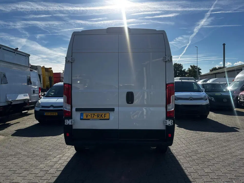 Peugeot Boxer 2.2 BlueHDI L3 H2 Airco Navi 2x Schuifdeur uit 2021, foto 6