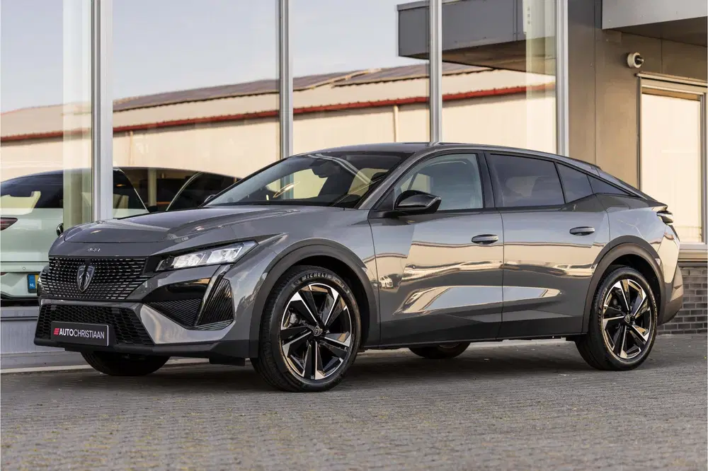Peugeot 408 1.2 Hybrid 145 e-DCS6 Allure uit 2025, foto 13