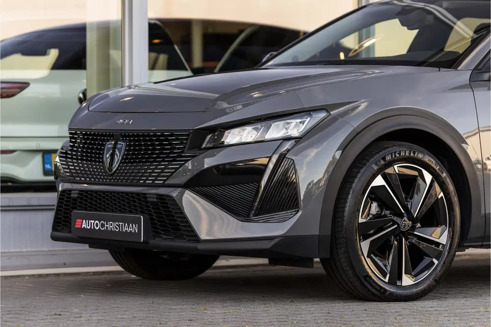 Peugeot 408 1.2 Hybrid 145 e-DCS6 Allure uit 2025, foto 14