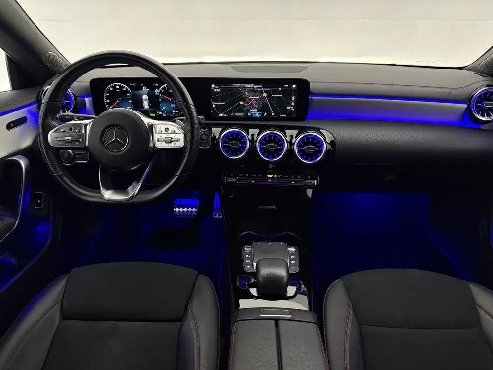 Mercedes-Benz CLA Klasse Shooting Brake 250 e AMG Limited uit 2022, foto 2
