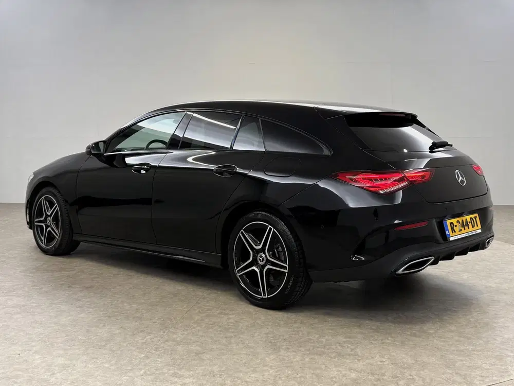 Mercedes-Benz CLA Klasse Shooting Brake 250 e AMG Limited uit 2022, foto 3