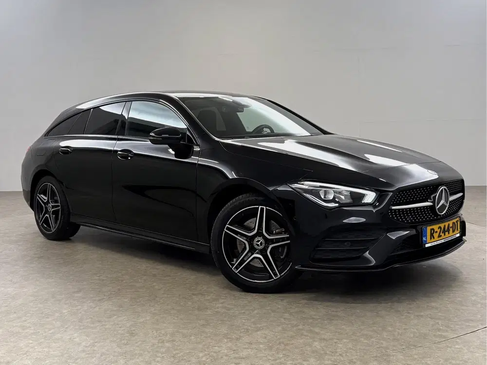 Mercedes-Benz CLA Klasse Shooting Brake 250 e AMG Limited uit 2022, foto 6