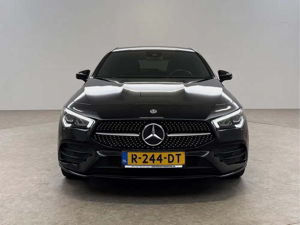Mercedes-Benz CLA Klasse Shooting Brake 250 e AMG Limited uit 2022, foto 9