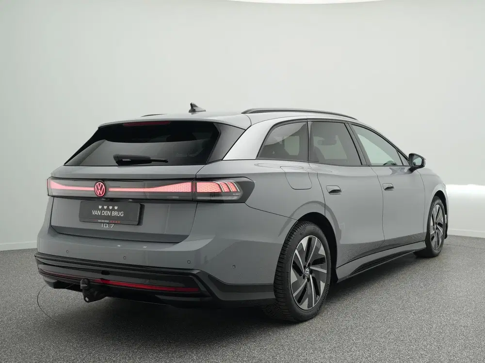 Volkswagen ID.7 Pro 77 kWh uit 2025, foto 2