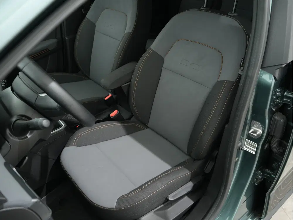 Dacia Jogger 1.0 TCe 110PK EXTREME 7-PERS uit 2025, foto 4