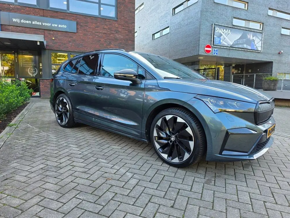 Skoda Enyaq 60 Sportline uit 2021, foto 3