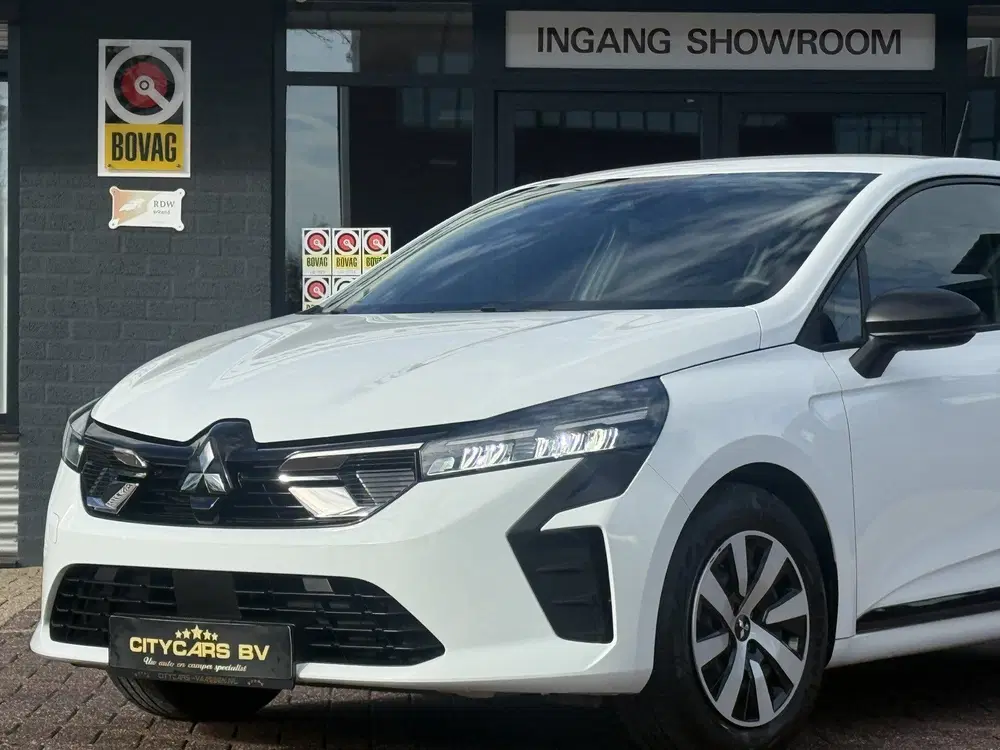 Mitsubishi Colt 1.0 MT Pure 67 pk org nl auto nap logisch uit 2024, foto 2