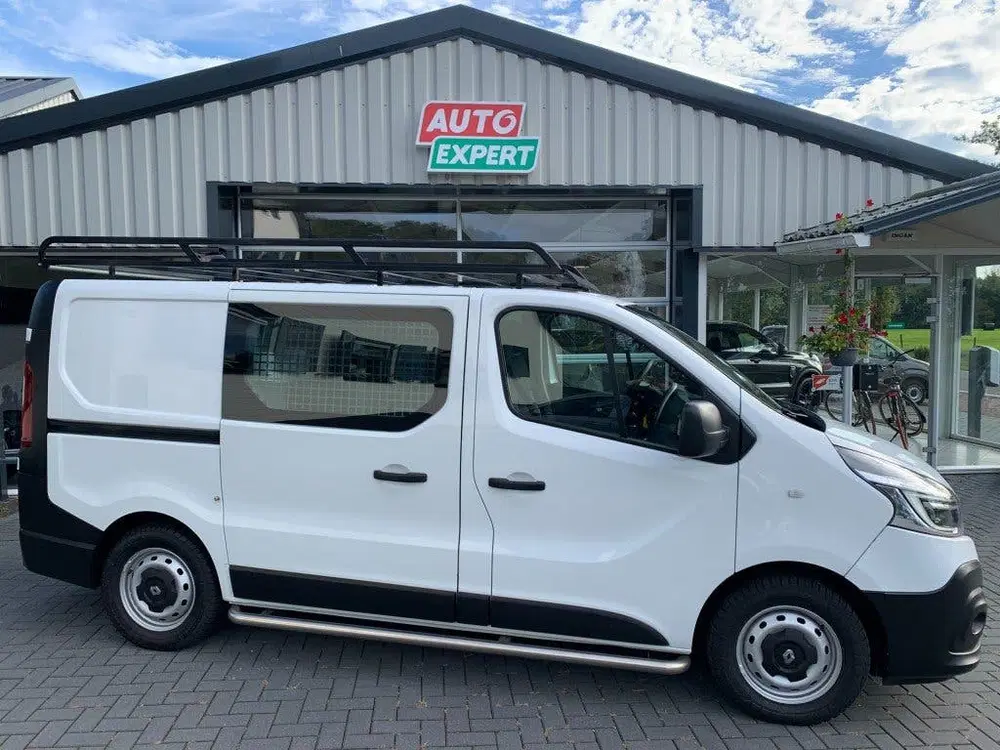 Renault Trafic 2.0 dCi 145 T29 L1H1 Comfort uit 2020, foto 2