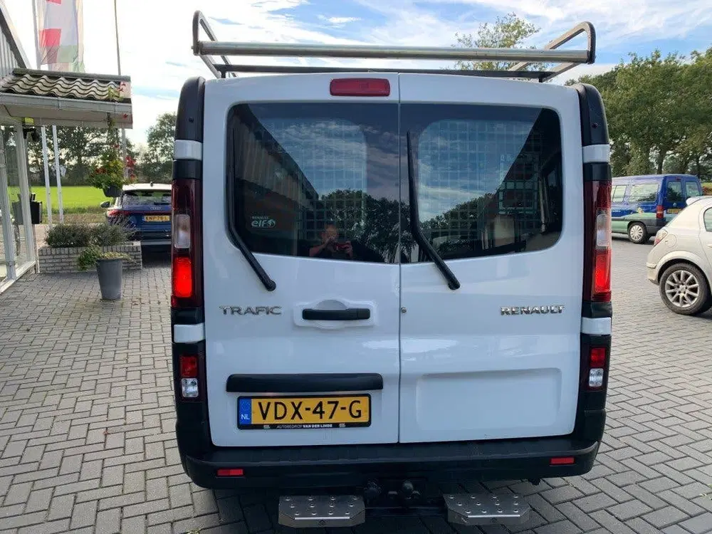 Renault Trafic 2.0 dCi 145 T29 L1H1 Comfort uit 2020, foto 4