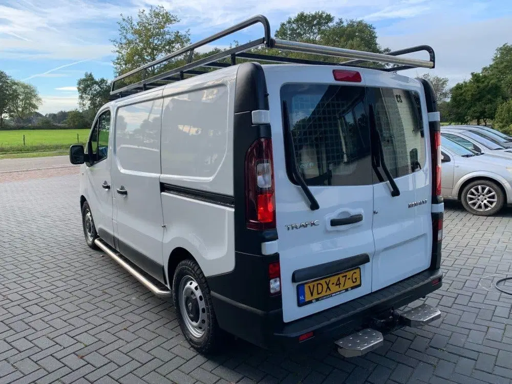 Renault Trafic 2.0 dCi 145 T29 L1H1 Comfort uit 2020, foto 5