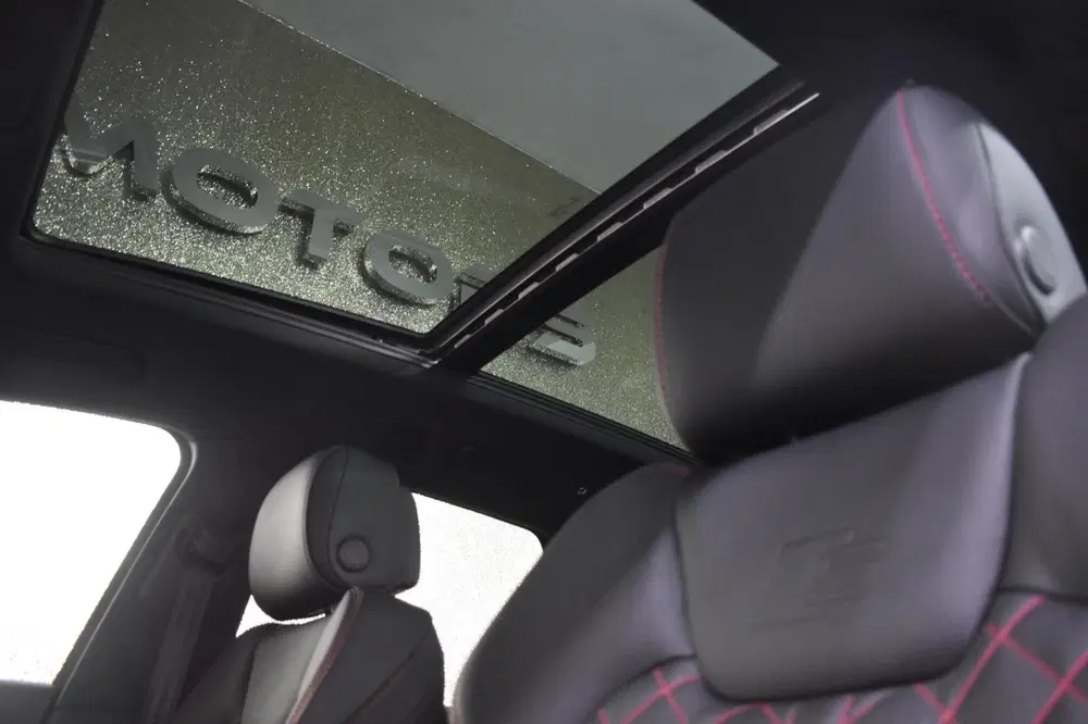 Audi Q5 55 TFSI e Quattro S-Line COMPETITION 367pk uit 2020, foto 5
