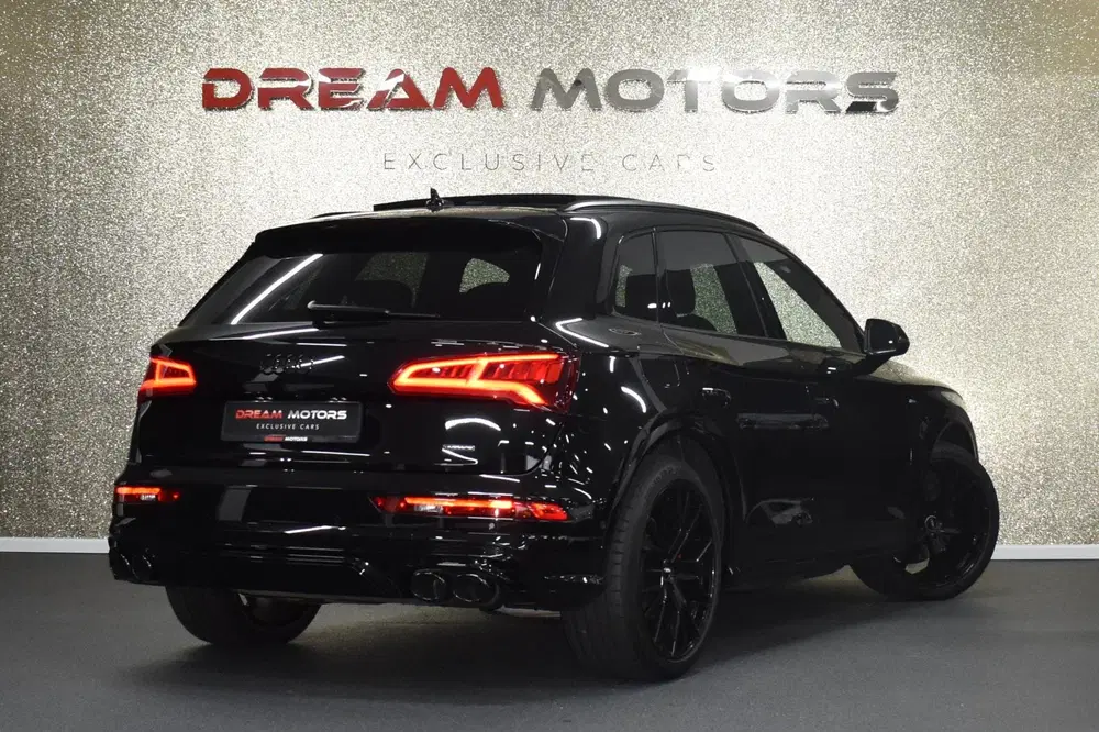 Audi Q5 55 TFSI e Quattro S-Line COMPETITION 367pk uit 2020, foto 6