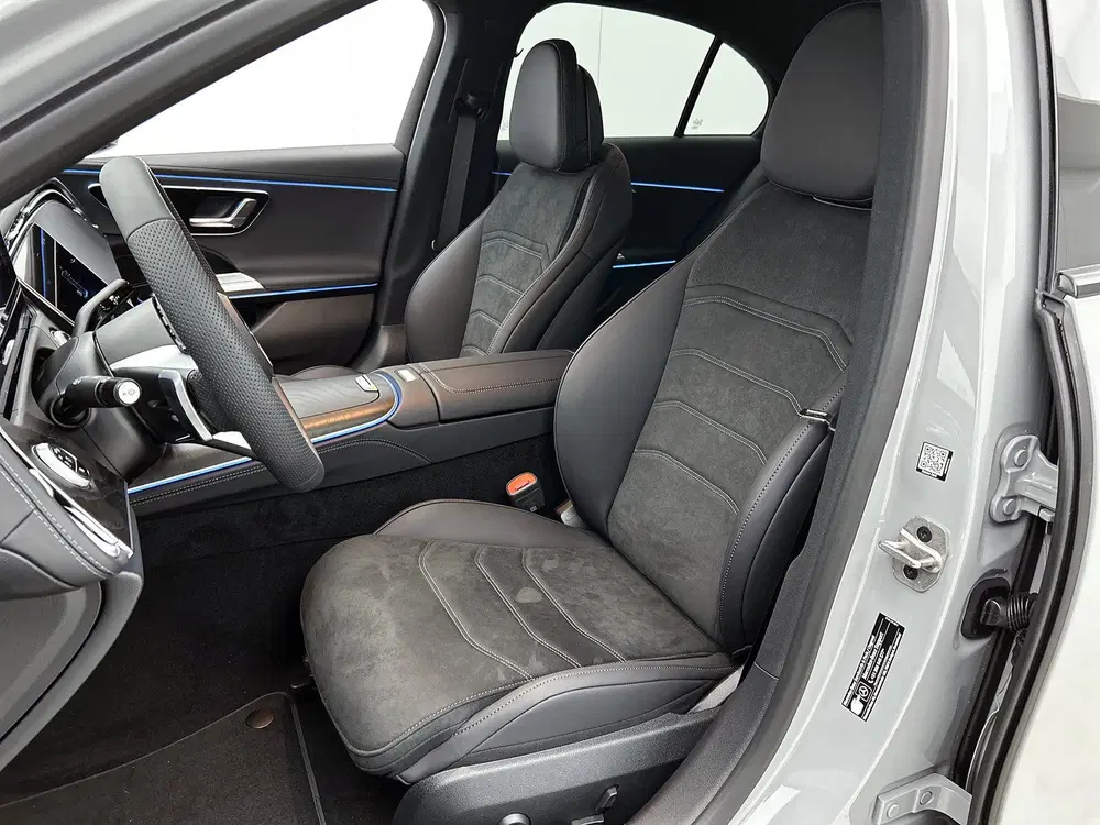 Mercedes-Benz E-Klasse 300 e Business Solution AMG uit 2026, foto 5