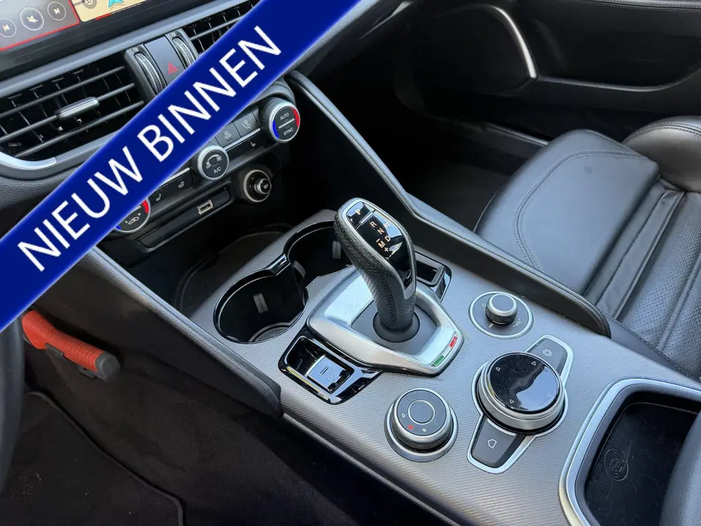 Alfa Romeo Giulia 2.0T Sprint 1e.EIGENAAR uit 2021, foto 15