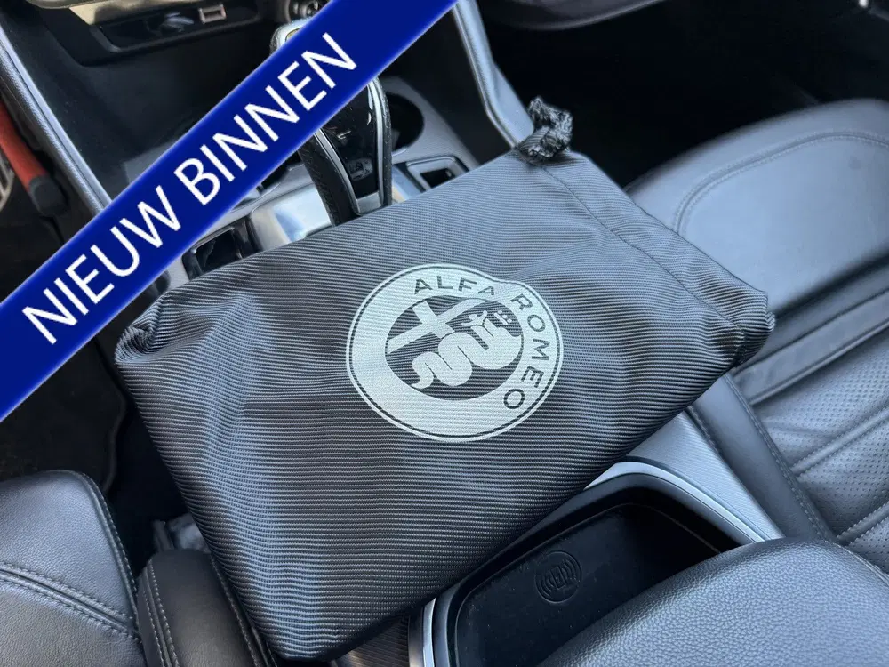 Alfa Romeo Giulia 2.0T Sprint 1e.EIGENAAR uit 2021, foto 8
