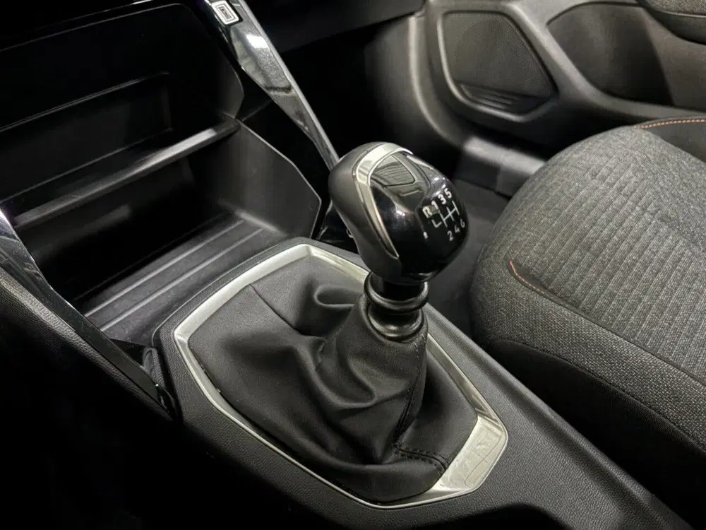 Peugeot 208 *parkeersensoren*Lage km stand* uit 2024, foto 15