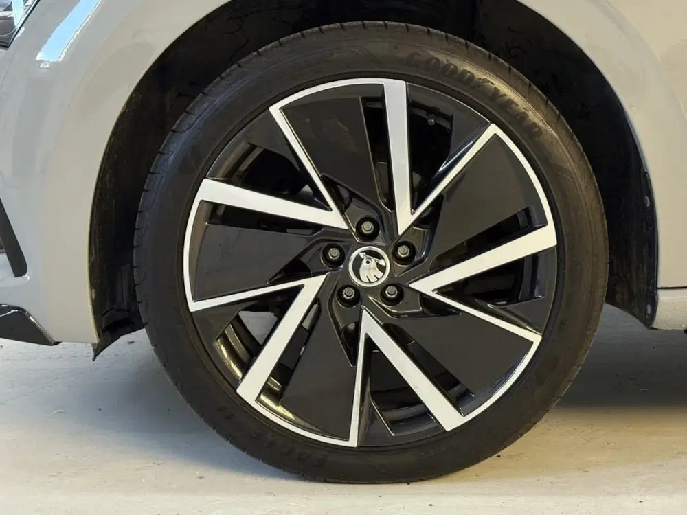 Skoda Scala 1.0 TSI Bns Ed.*MONTE CARLO*Keyless*Stoelv uit 2020, foto 2