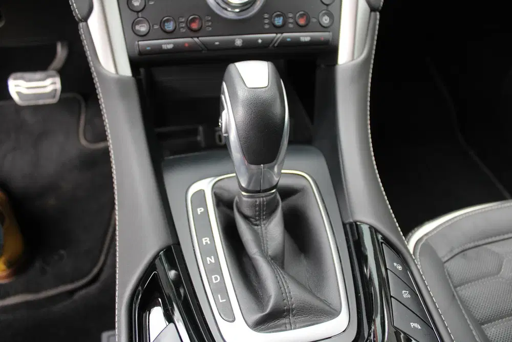 Ford Mondeo 2.0 IVCT HEV Vignale uit 2021, foto 14