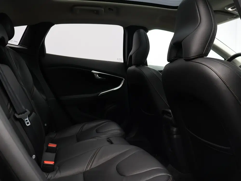 Volvo V40 Cross Country T3 Automaat Polar+ Luxury uit 2019, foto 11