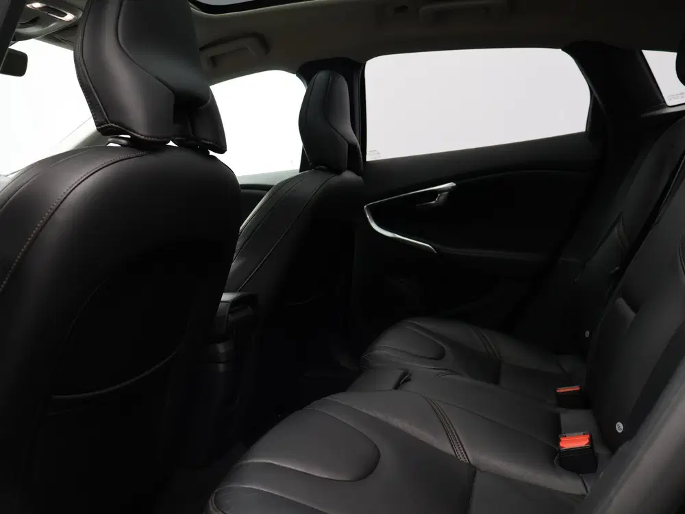 Volvo V40 Cross Country T3 Automaat Polar+ Luxury uit 2019, foto 8