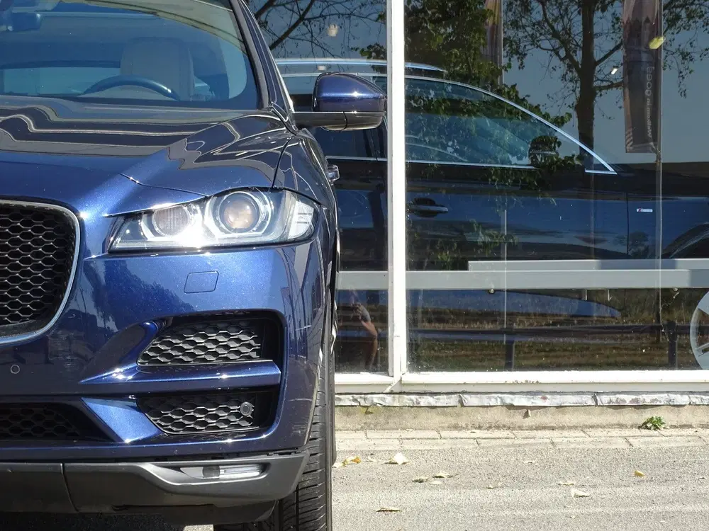 Jaguar F-Pace 2.0t AWD Portfolio uit 2019, foto 11