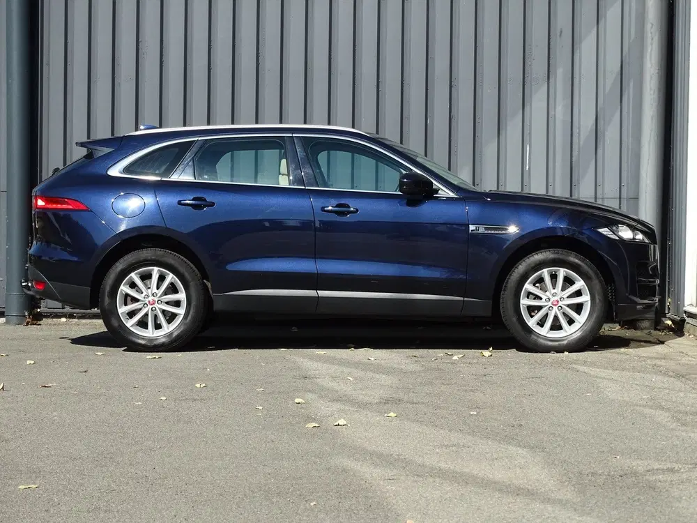 Jaguar F-Pace 2.0t AWD Portfolio uit 2019, foto 4