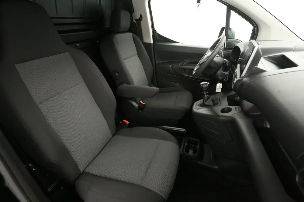 Opel Combo 1.5D 102PK uit 2022, foto 10
