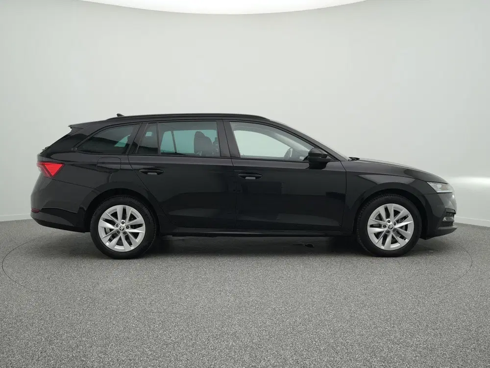 Skoda Octavia 1.4 TSI iV PHEV Business Edition uit 2023, foto 13
