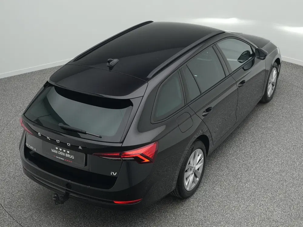 Skoda Octavia 1.4 TSI iV PHEV Business Edition uit 2023, foto 14