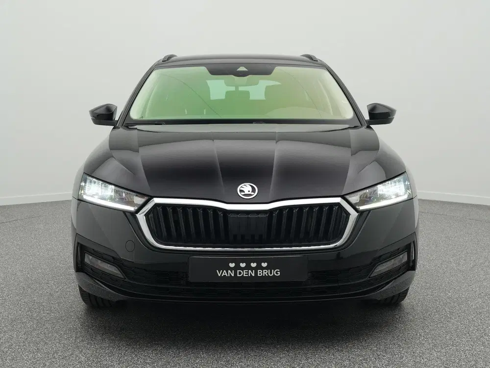 Skoda Octavia 1.4 TSI iV PHEV Business Edition uit 2023, foto 5