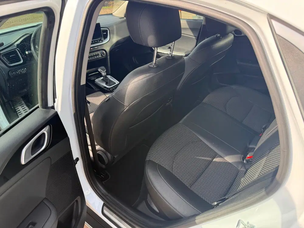 Kia XCeed 1.6 GDi PHEV Automaat uit 2021, foto 13