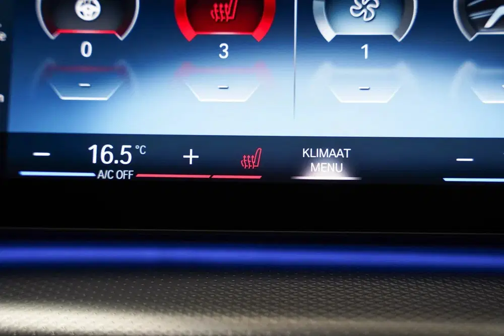 BMW X1 xDrive 30e M Sport Shadow [ Panorama H uit 2023, foto 14